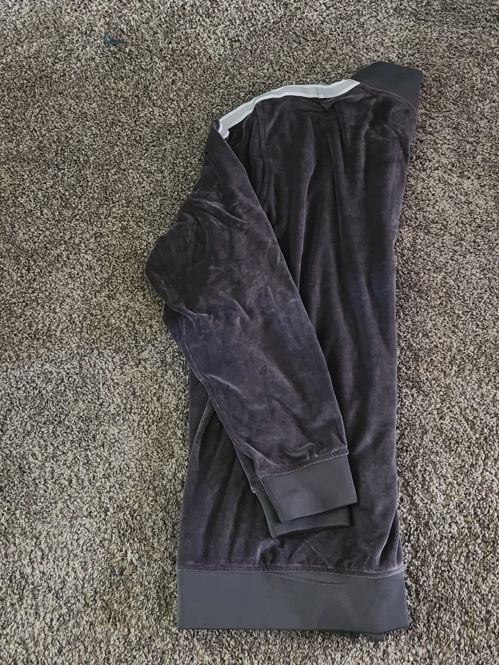 N/A comfortable gray